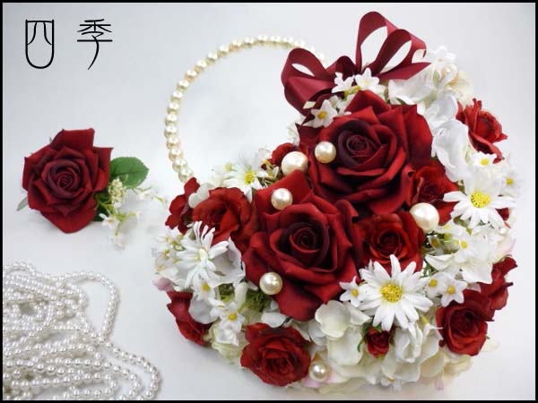 ブーケ*造花:ハートバッグ*赤&白*薔薇*ウェディングブーケ*結婚式♪